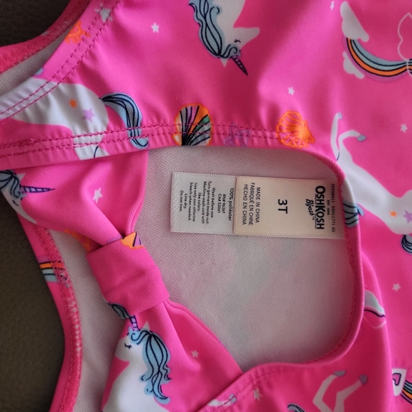 Swim suit - Picture 3 of 3